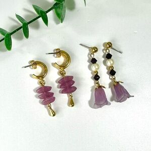 💜Two Pair of Gold Tone & Purple Dangle Earrings